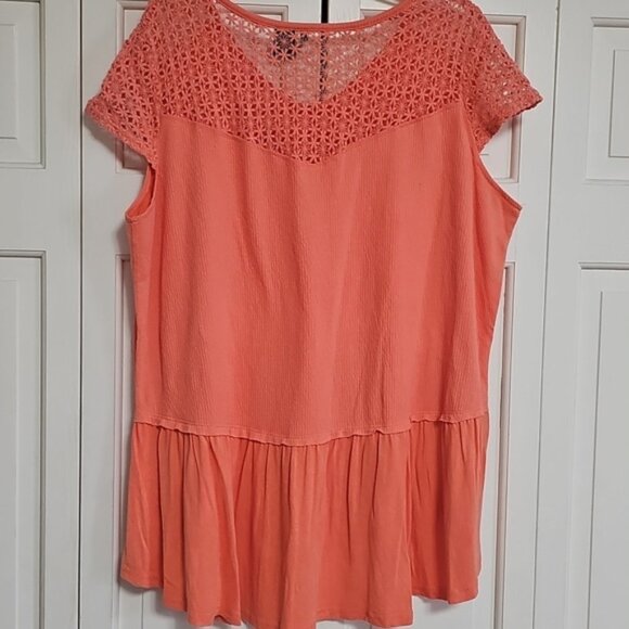 Coral Lace Sleeve Women's Top - Picture 4 of 4